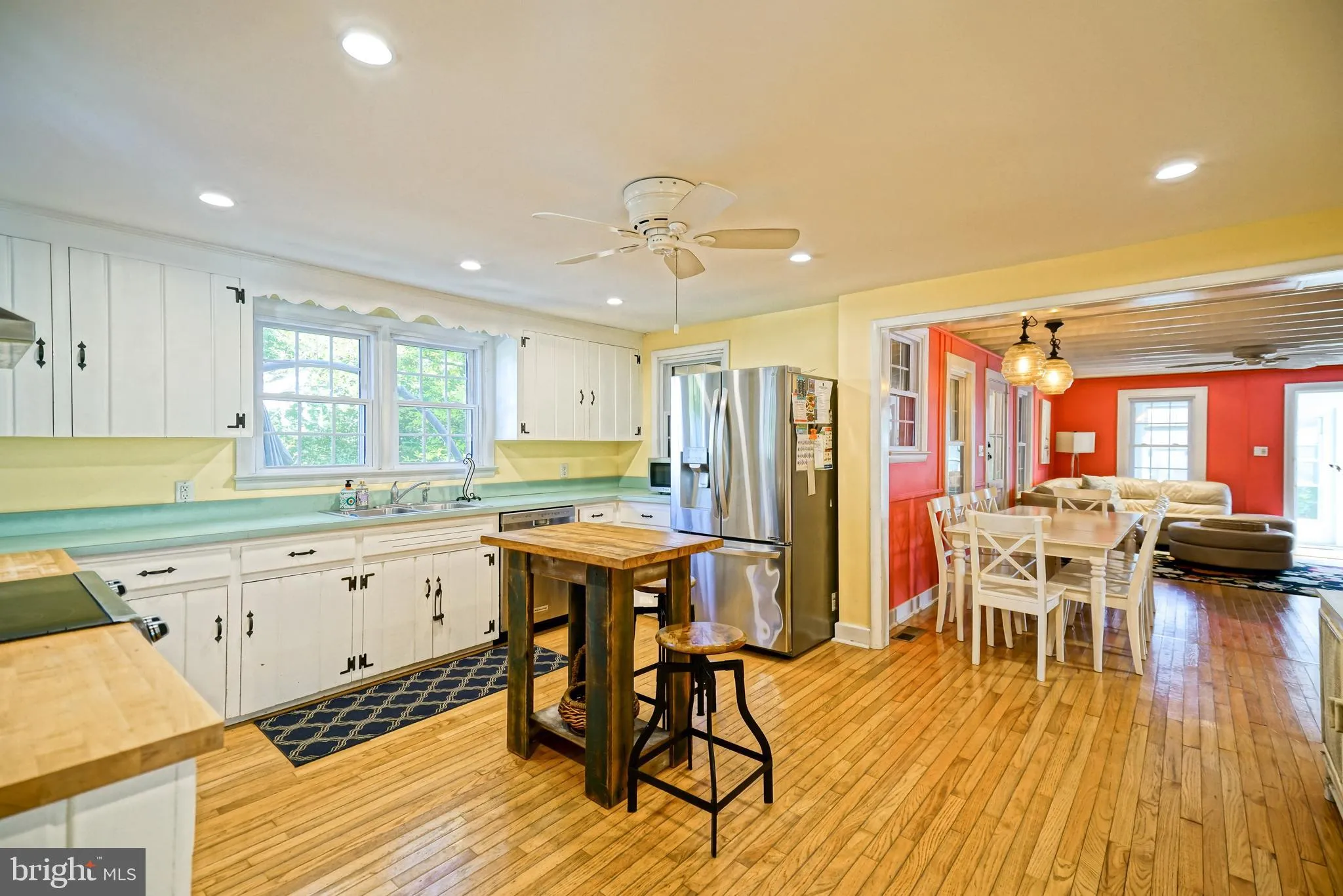 Lewes, Delaware 19958, United States, 7 Bedrooms Bedrooms, ,3 BathroomsBathrooms,Residential,Active,37897