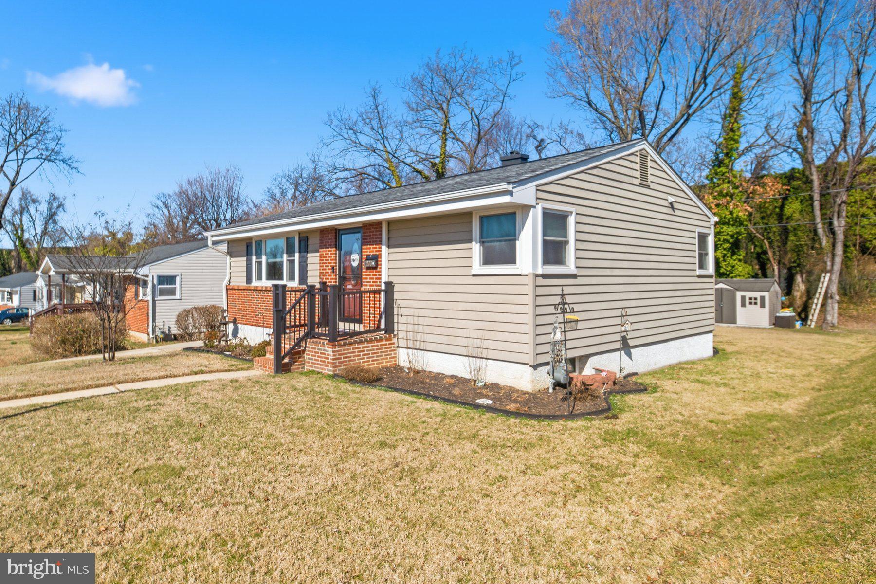 CRESTWOOD - Residential