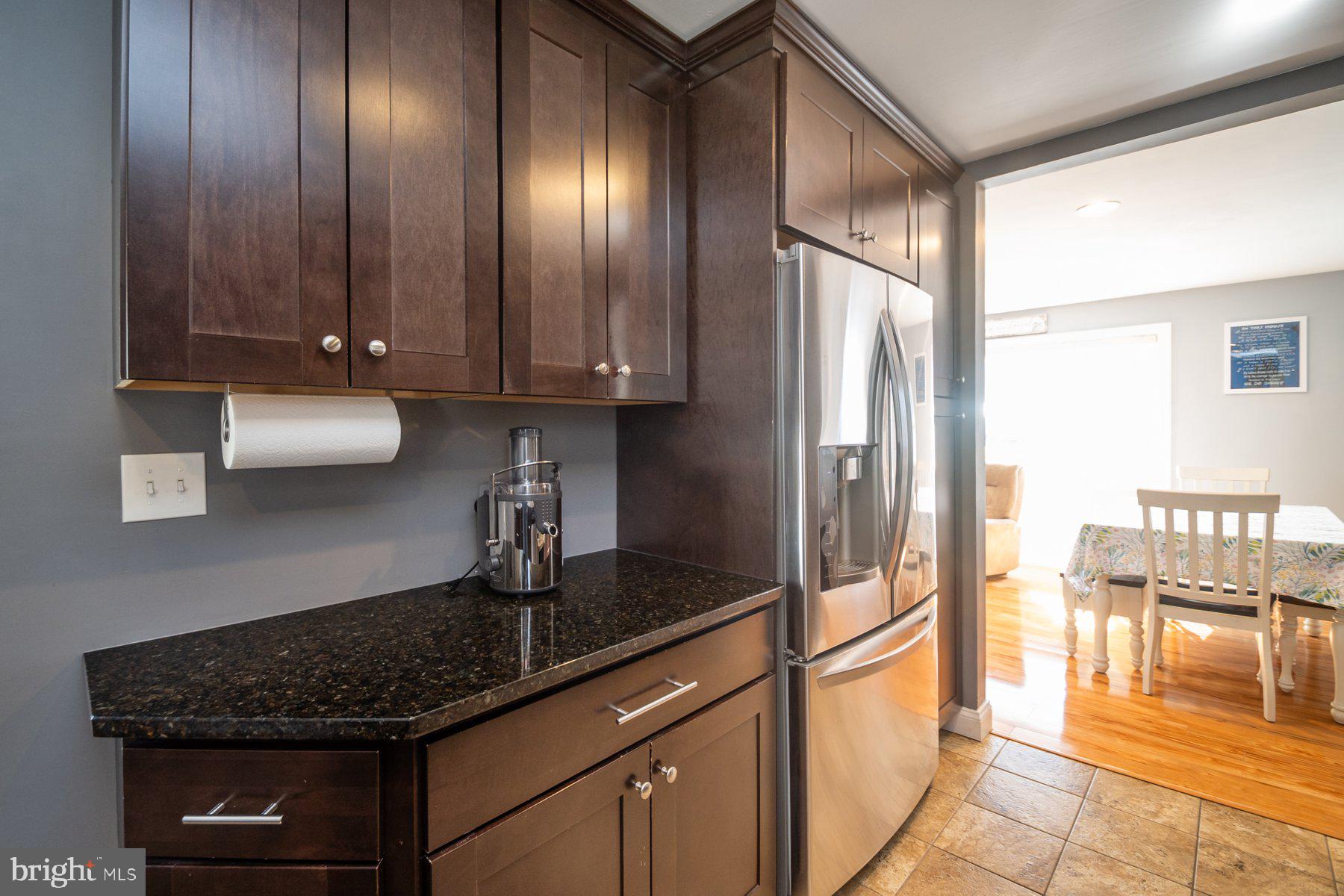 CRESTWOOD - Residential