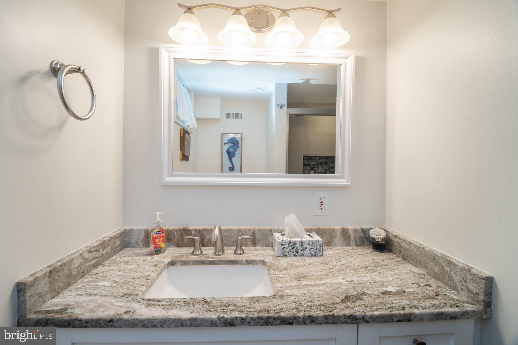 CRESTWOOD - Residential