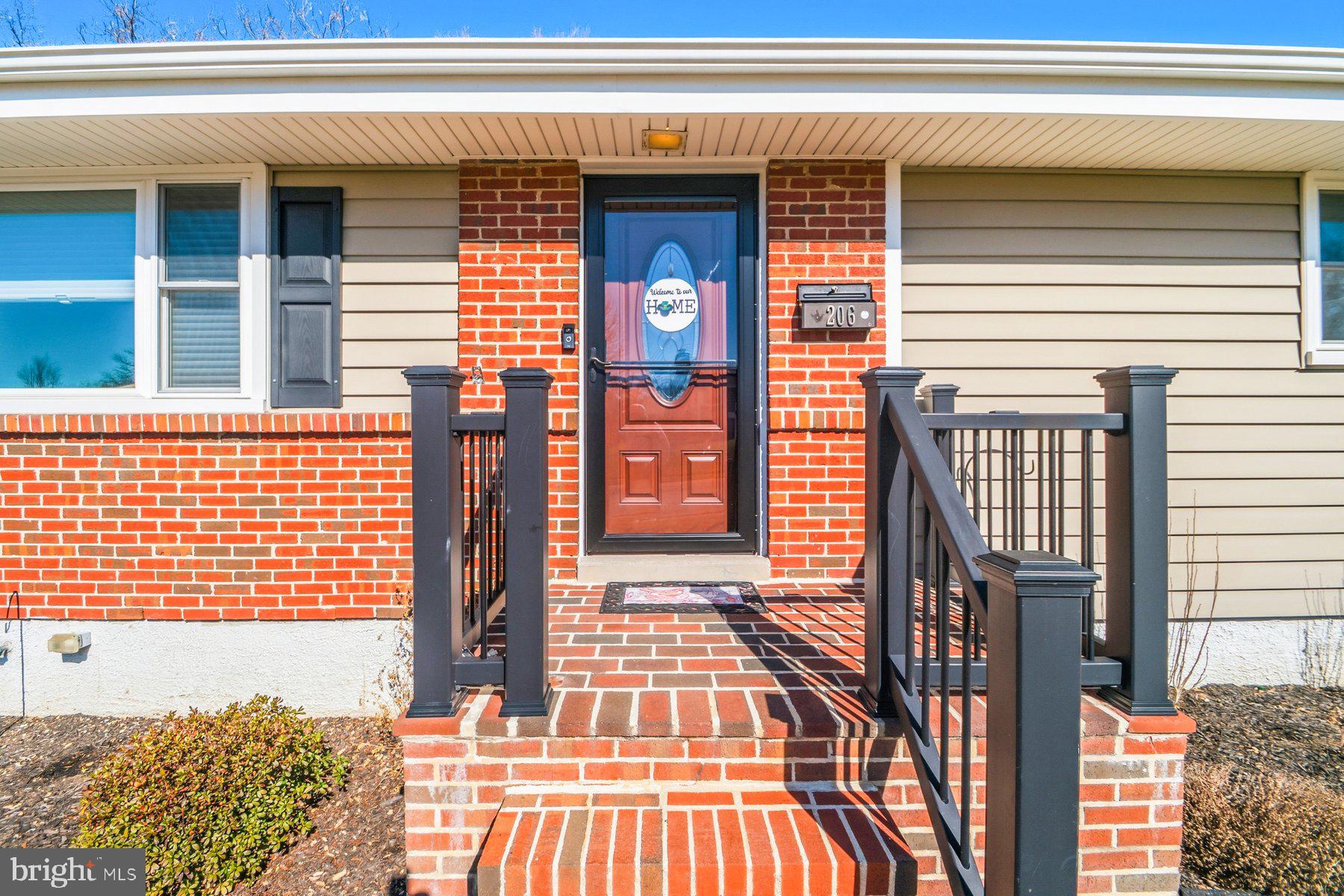 CRESTWOOD - Residential