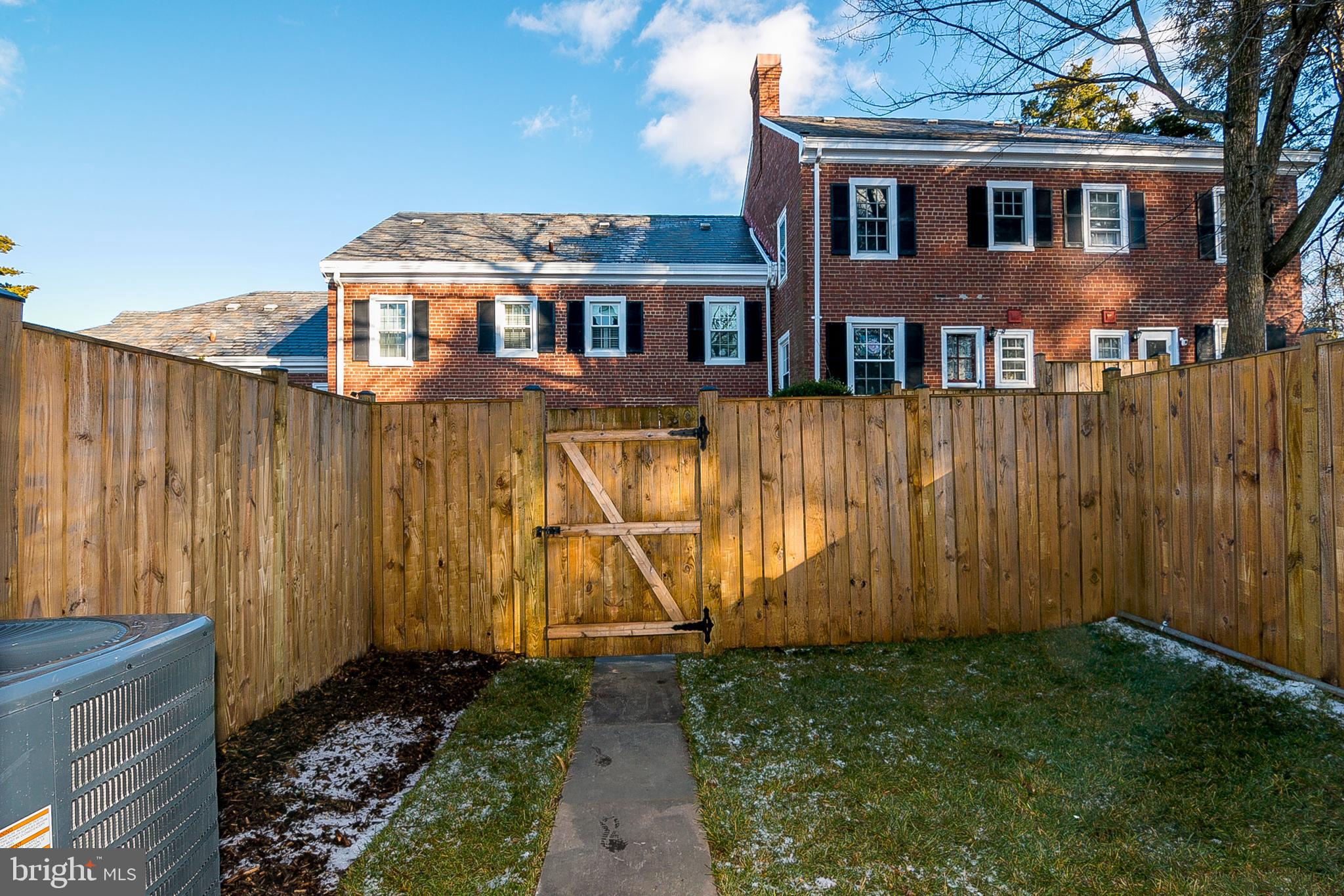 FAIRLINGTON GREEN - Residential