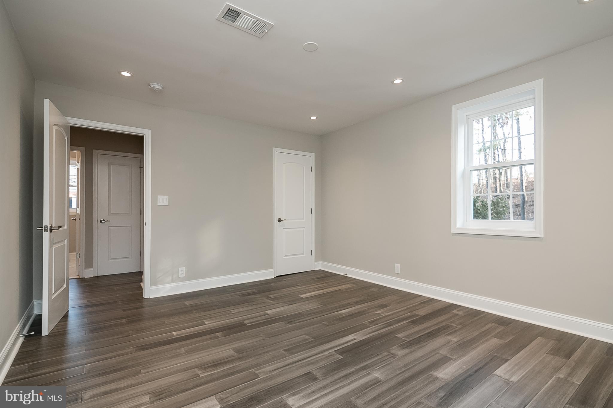 FAIRLINGTON GREEN - Residential