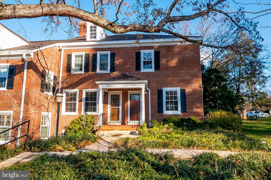 Nestled in the idyllic Fairlington community just 5 miles from Washington, DC. Truly Amazing End Unit and Fully remodeled from Top to Bottom offering 2 bedrooms, 2 full bathrooms and a Den in the basement. Fabulous Hardwood floors throughout the main level and upper Level. Fully Remodeled NEW Kitchen with custom soft close cabinets, Stylish Glass back splash,  Top of the line Stainless Steel Appliances and Quartz counter tops with Amazing Waterfall, Fully remodeled bathrooms with Custom tile work, Glass door and modern vanity, Fully finished basement with New vinyl water and scratch proof flooring , Den and its own full bathroom, High end Washer/Dryer, Recess lights throughout, Freshly painted with builders grade and everyone?s favorite Agreeable Gray, 2 panel doors, NEW 2020 HVAC and Water Heater, NEW windows, Pull down Finished Attic with a lot of space for storage, Kitchen opens to a fully fenced in back yard, A lot of parking and much more. Fairlington was built on 340 acres for defense workers just after WWII. Its known for rows of red brick townhomes and condos with slate roofs and tree-lined streets, Surrounded by green space. Fairlington is listed in the Virginia Landmarks Register as well as the National Register of Historic Places. The location is incredible no matter where you and where you are going. Just 5 miles to DC and Reagan Airport and 4 miles to the Pentagon Metro Station. Close proximity to Shirlington Village (theater, library, Harris Teeter grocery store, gym & endless restaurant options!), Bradlee Shopping Center (Fresh Market, Rite Aid, Starbucks & Safeway!), historic Old Town Alexandria & the BRAND NEW town center coming to the corner of King and Beauregard/Walter Reed. If you seek the outdoors there is easy access to bike path connected to Four Mile Run and WO&D trail ***Owner is licensed Realtor in VA***