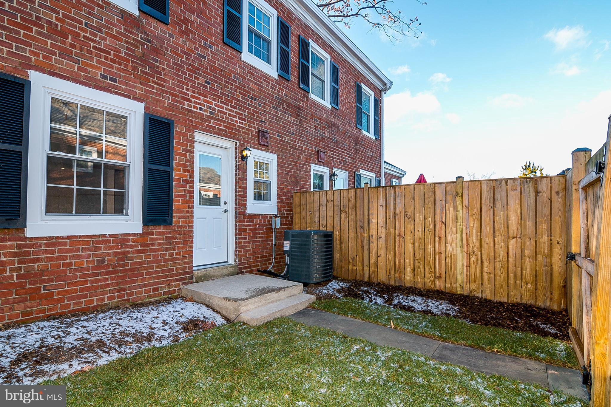 FAIRLINGTON GREEN - Residential