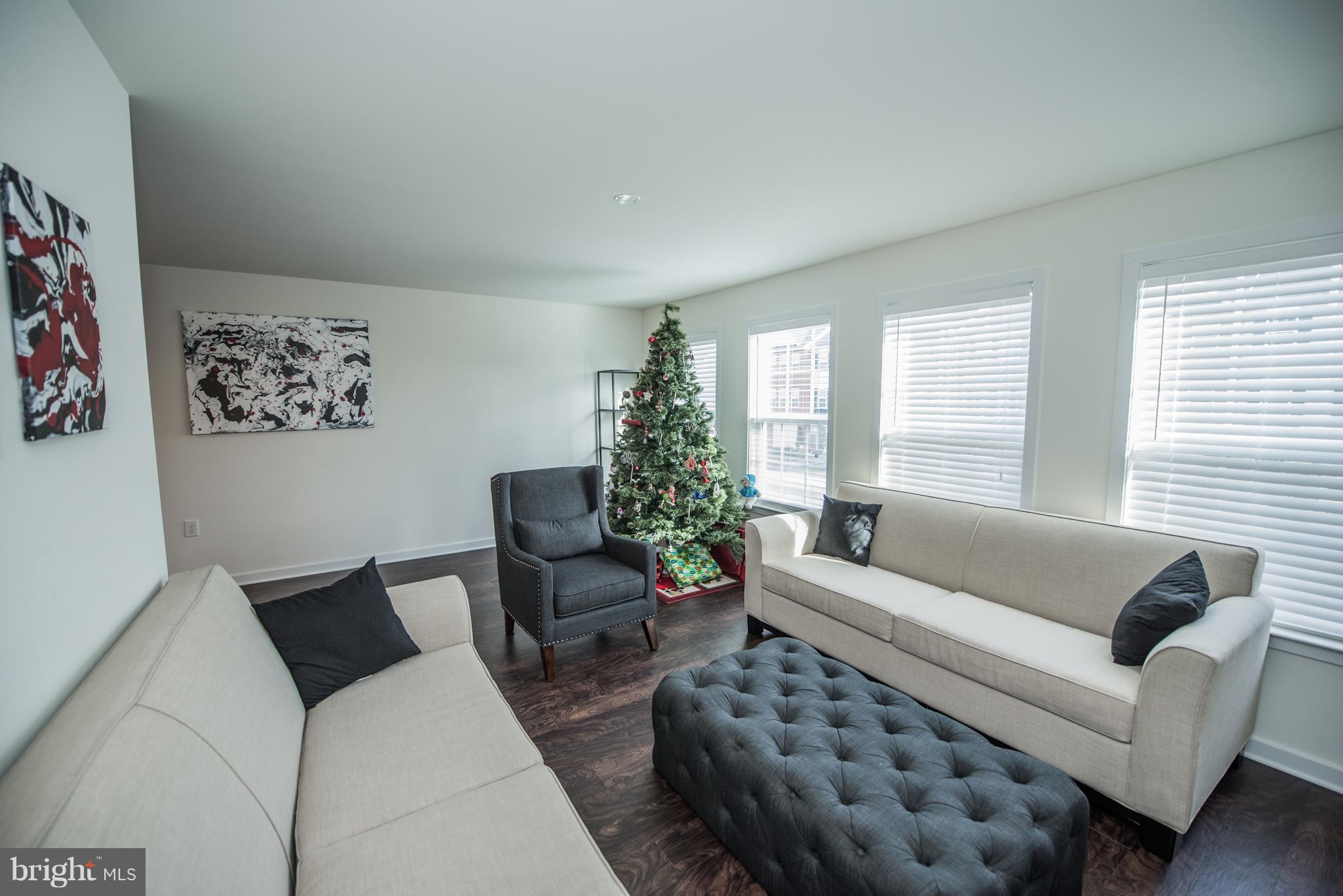 BROOKFIELD - Residential