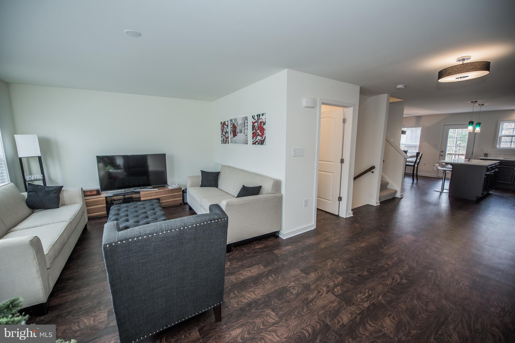 BROOKFIELD - Residential