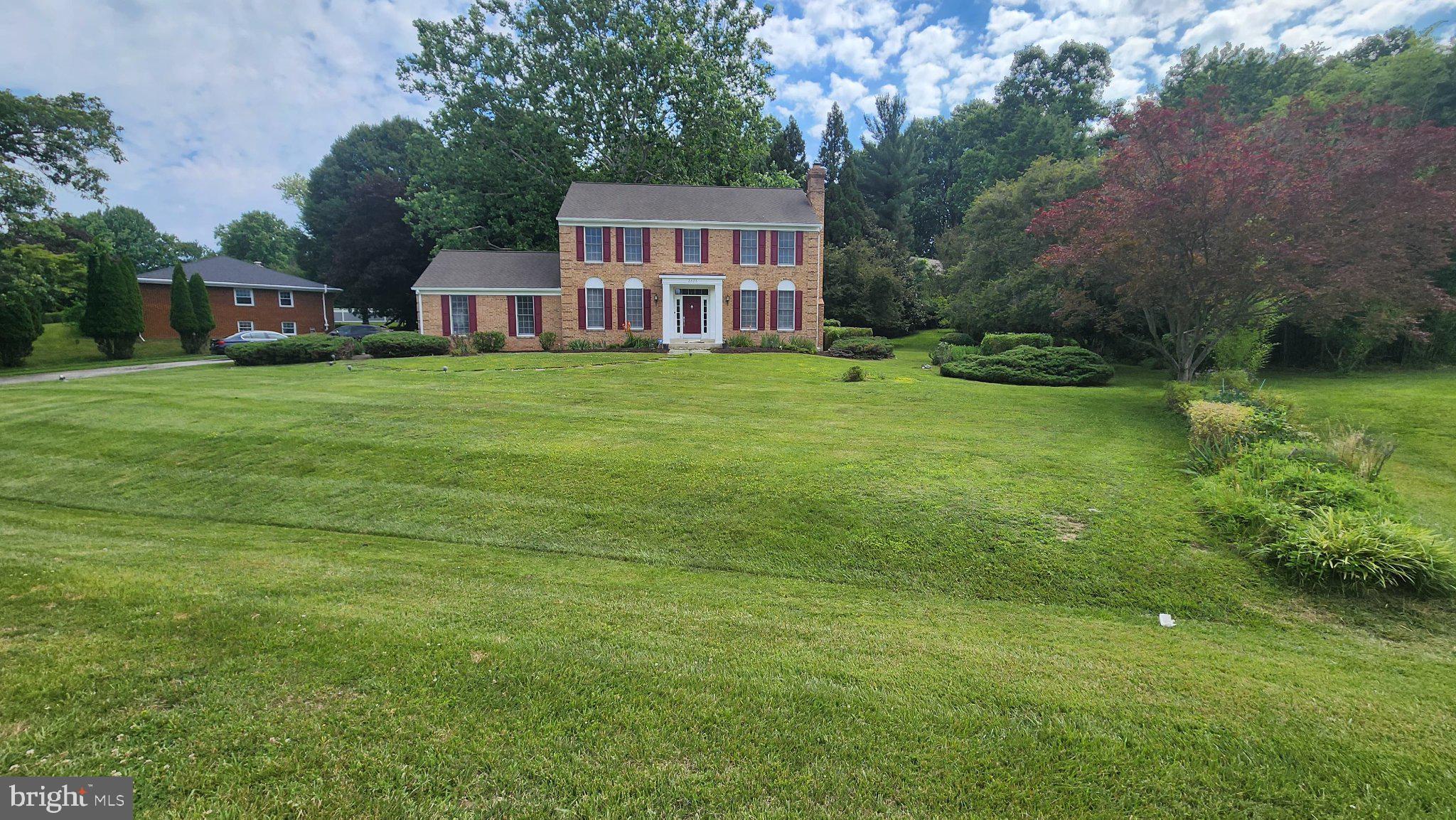 2625 MCKENZIE ROAD
