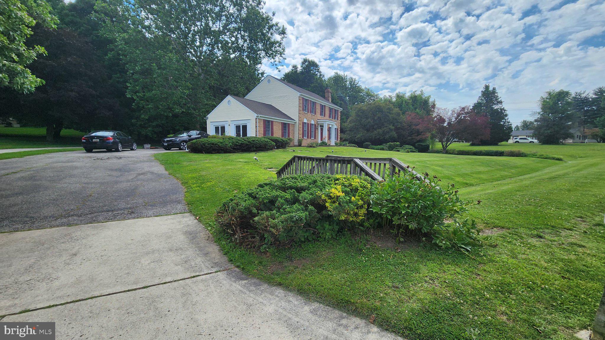 2625 MCKENZIE ROAD