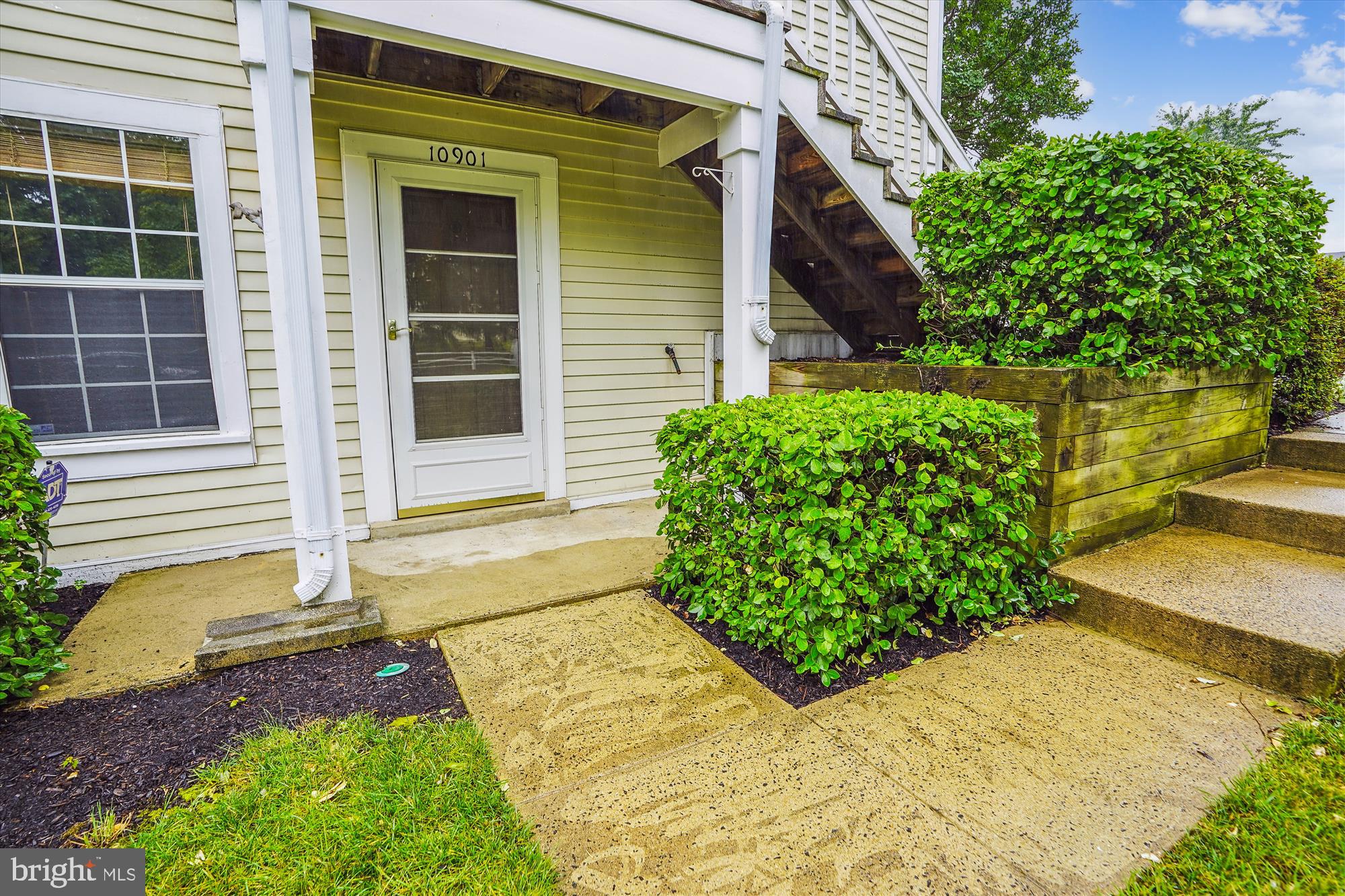 10901 POSTERN COURT