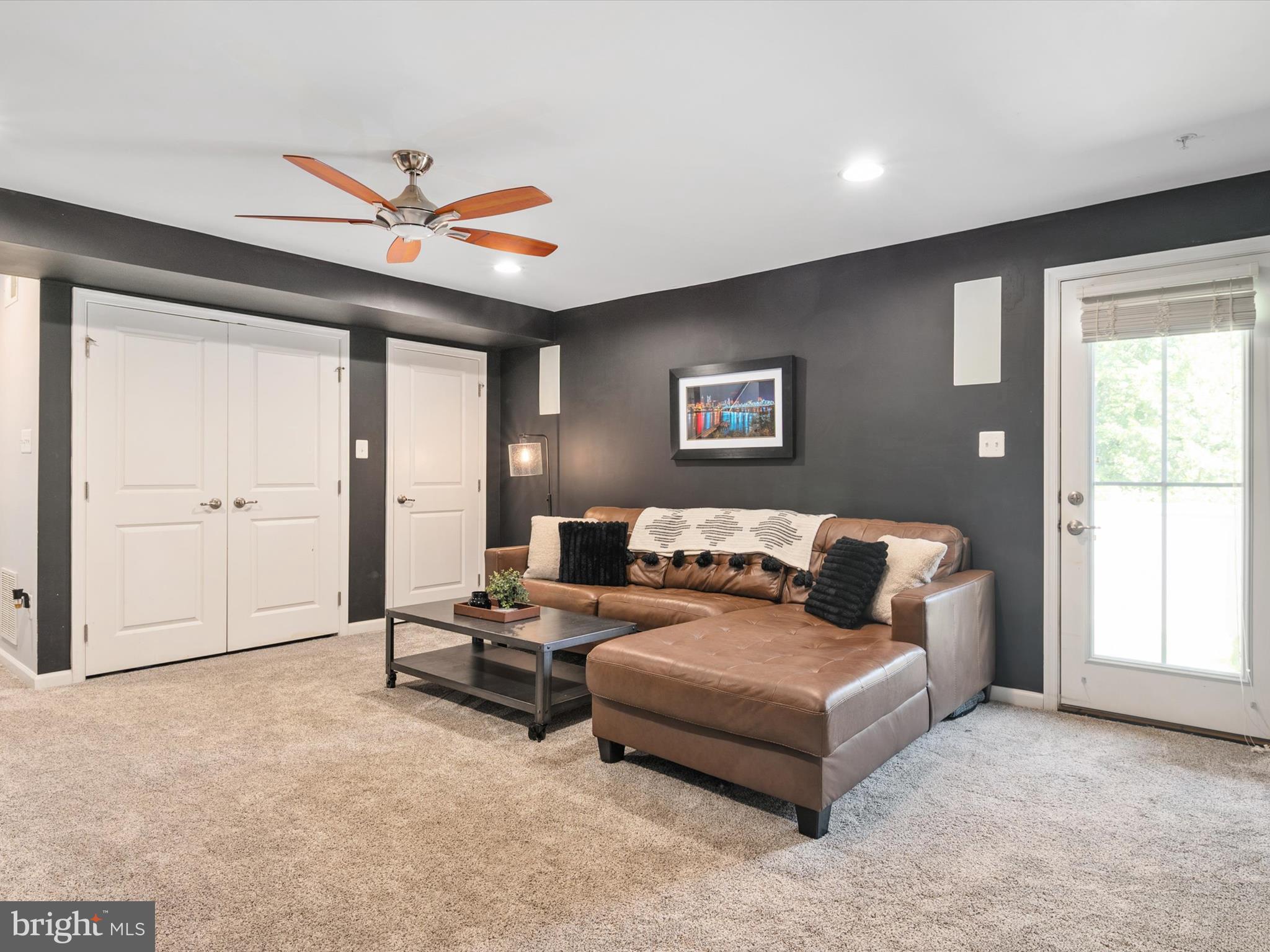 CREEKSIDE VILLAGE AT TANYARD SPRINGS - Residential