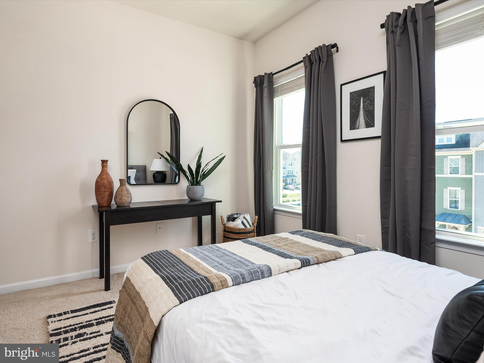 CREEKSIDE VILLAGE AT TANYARD SPRINGS - Residential