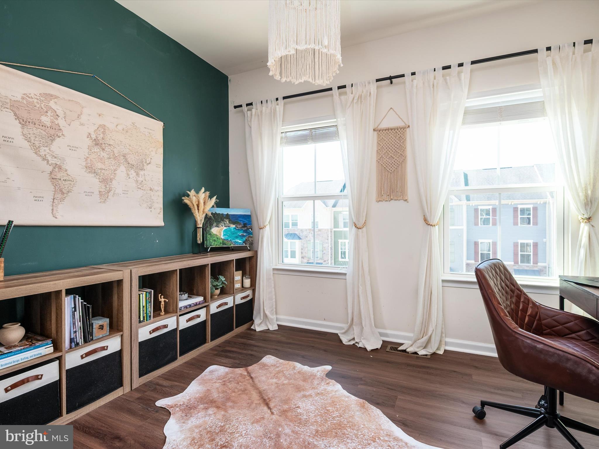 CREEKSIDE VILLAGE AT TANYARD SPRINGS - Residential