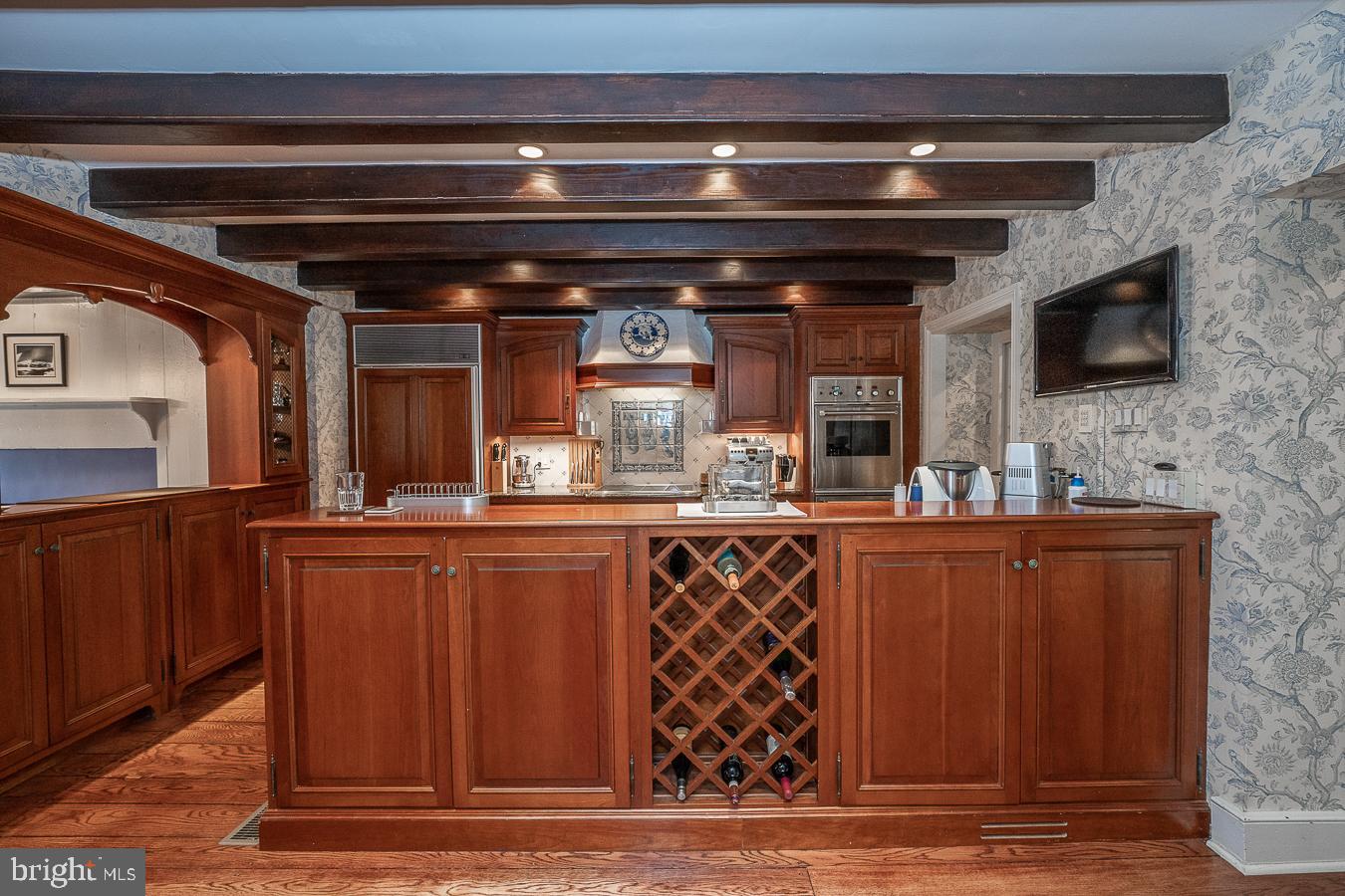 HUNTVIEW AT HORSES - Residential