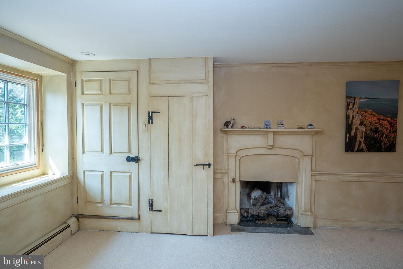 HUNTVIEW AT HORSES - Residential