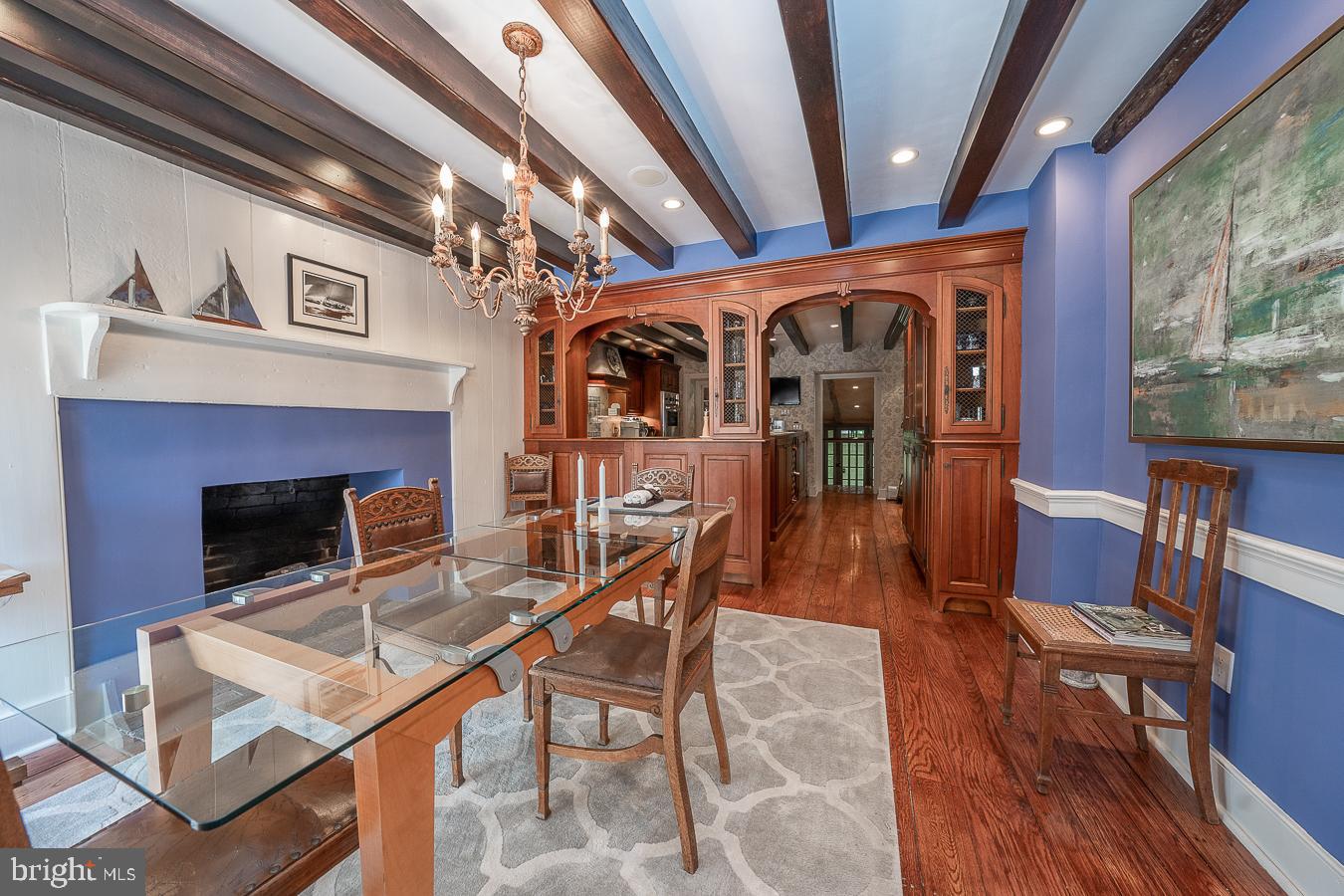 HUNTVIEW AT HORSES - Residential