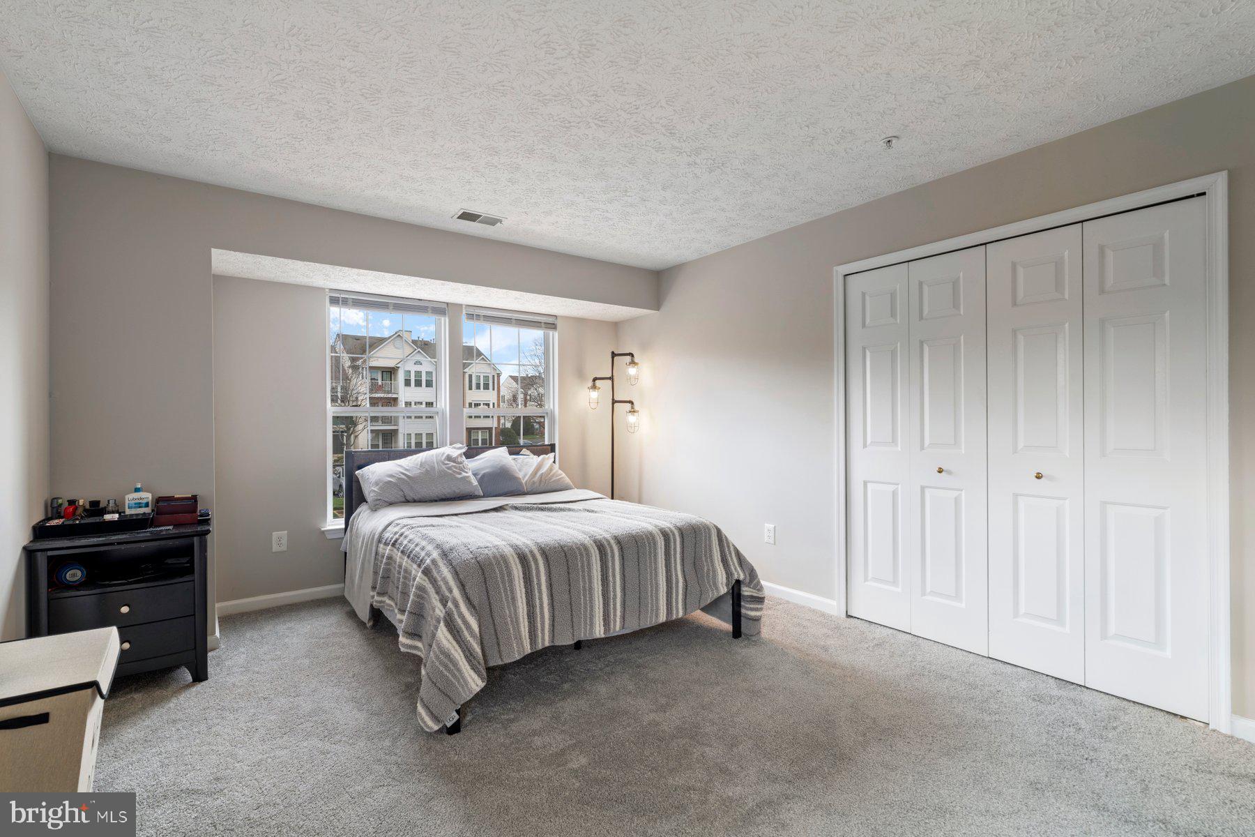 RIDERS RIDGE - Residential