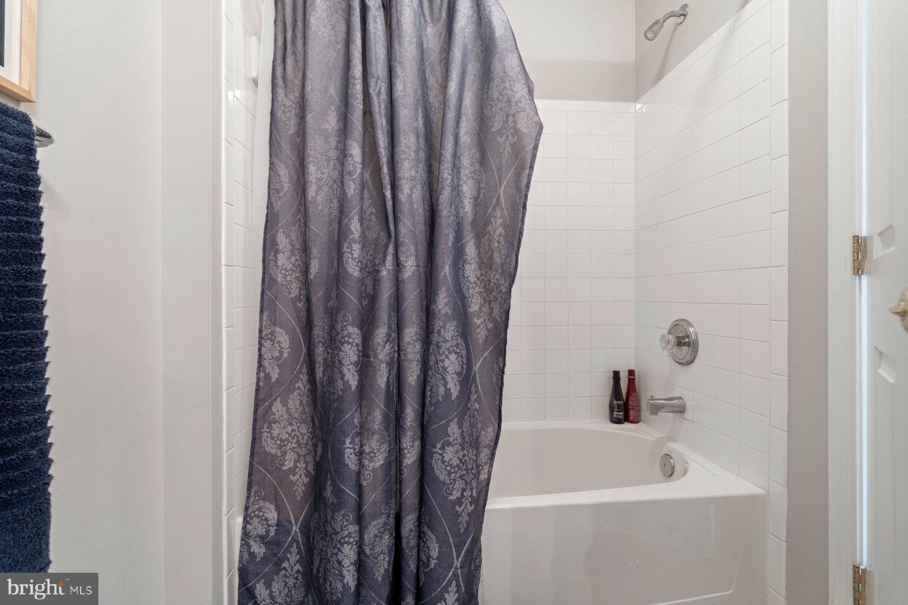 RIDERS RIDGE - Residential