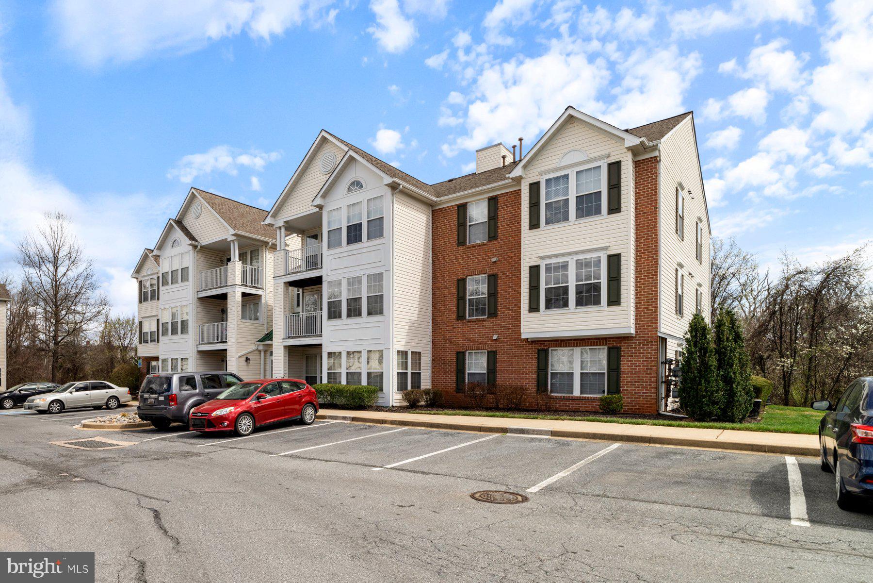 RIDERS RIDGE - Residential