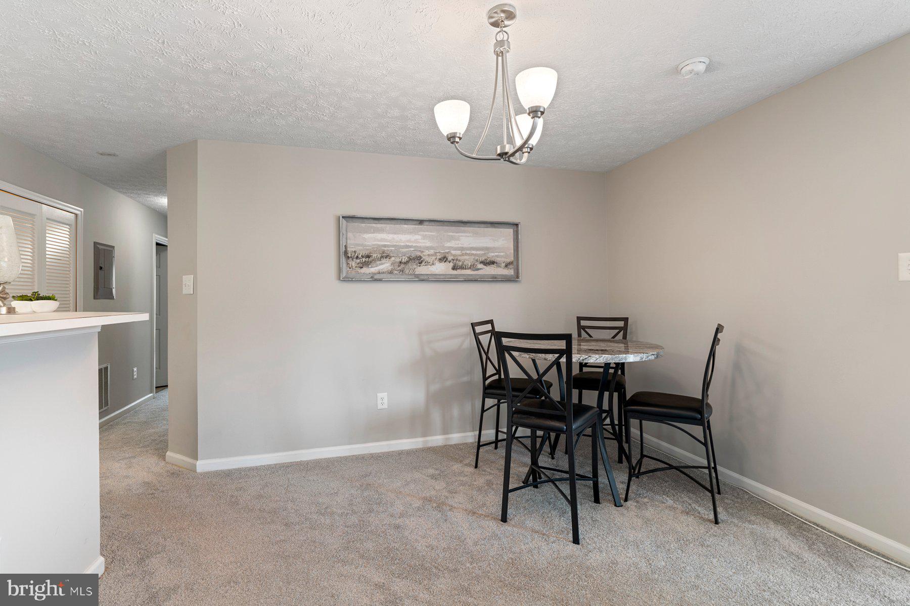 RIDERS RIDGE - Residential