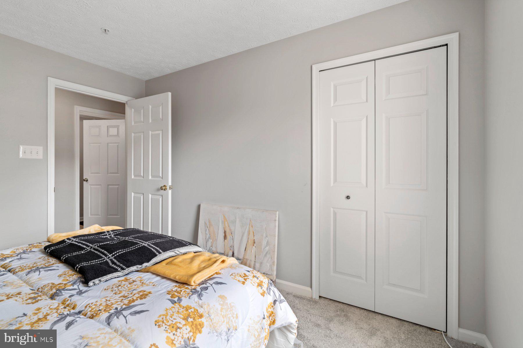 RIDERS RIDGE - Residential