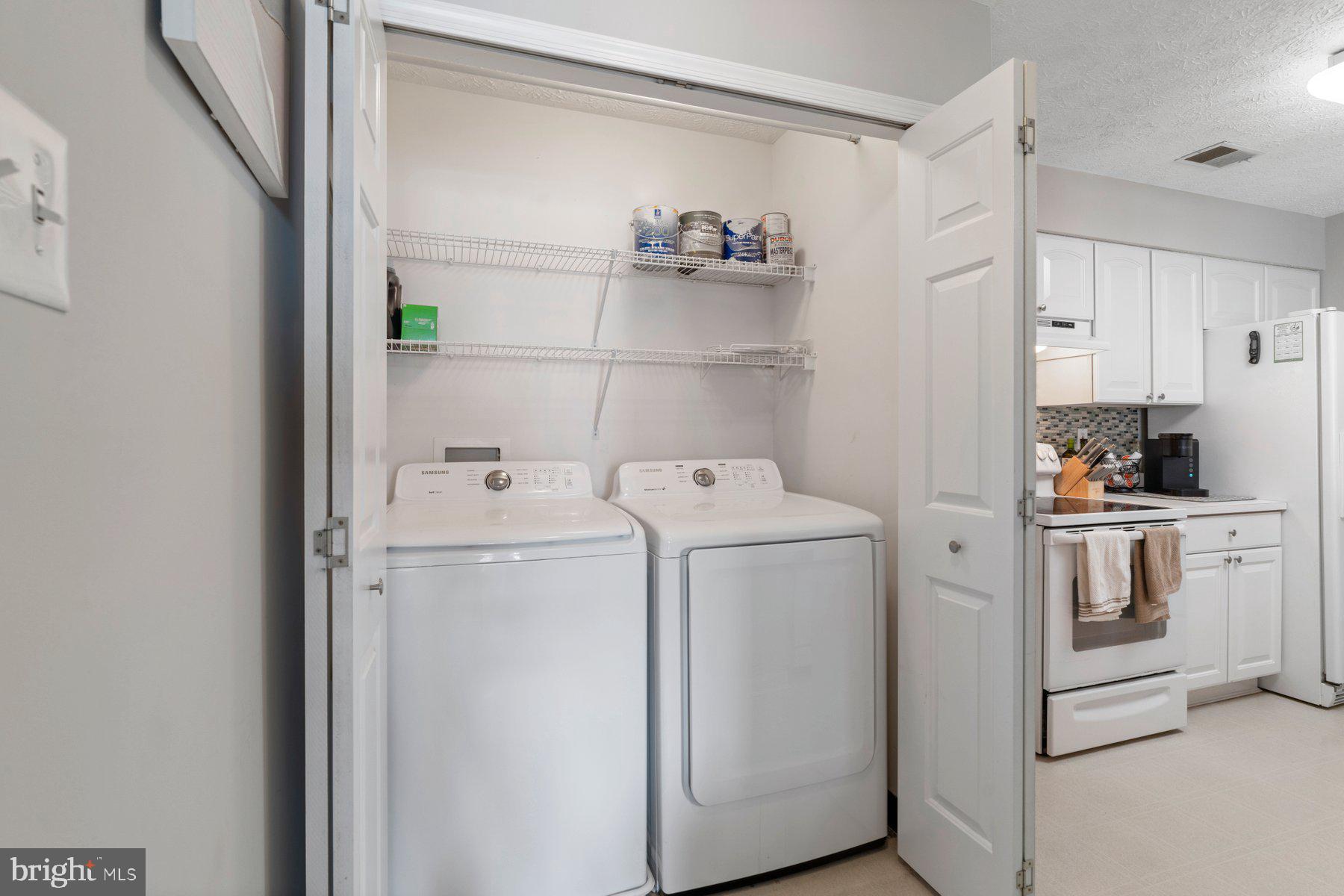 RIDERS RIDGE - Residential