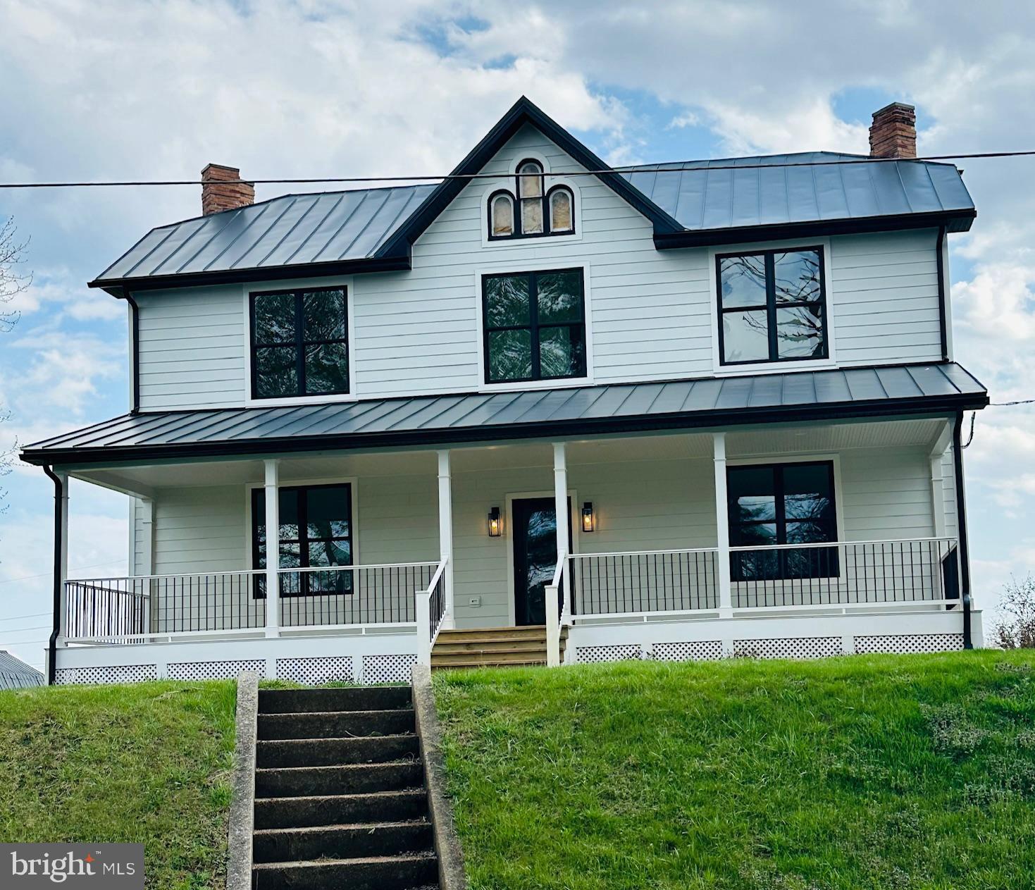 PETERSVILLE - Residential