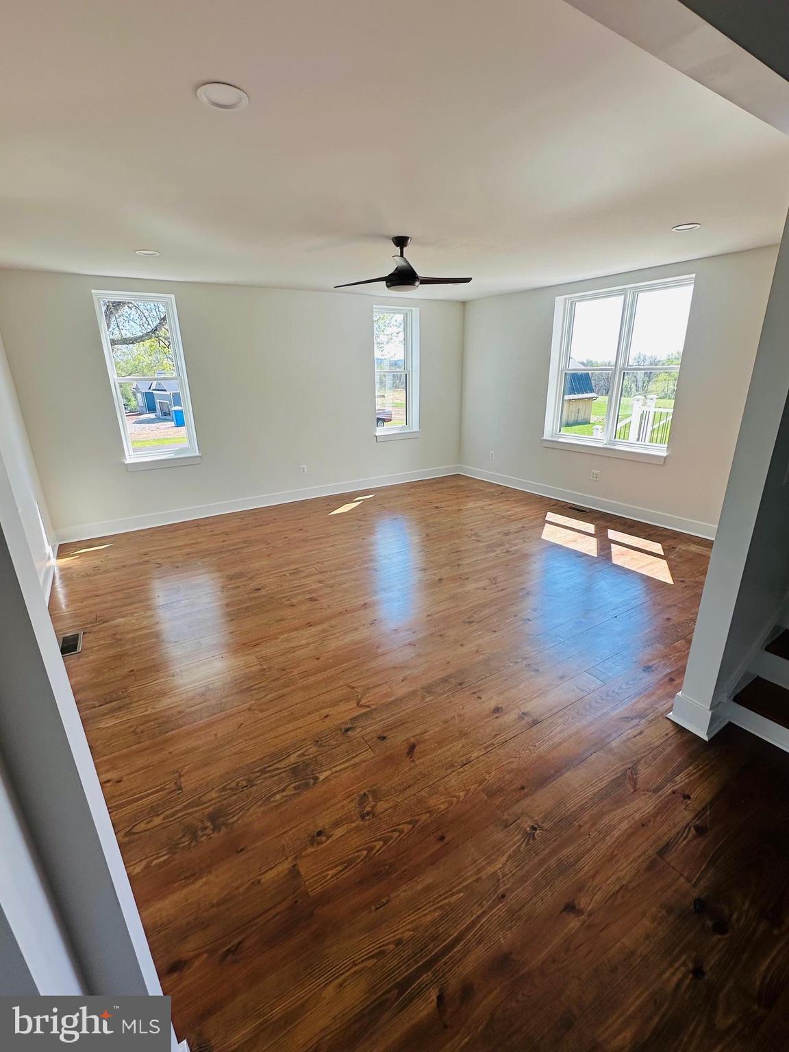 PETERSVILLE - Residential