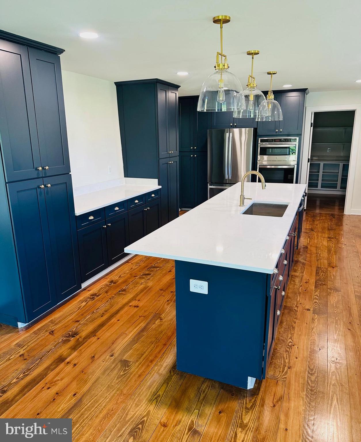 PETERSVILLE - Residential