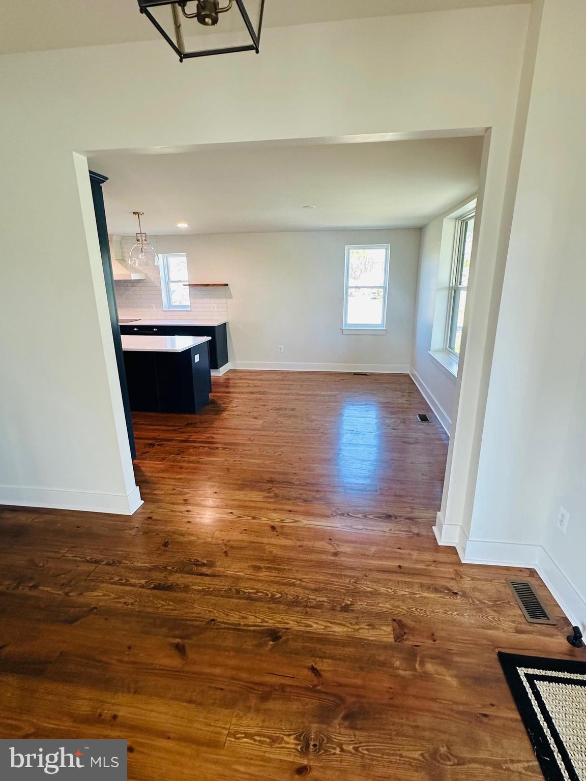 PETERSVILLE - Residential