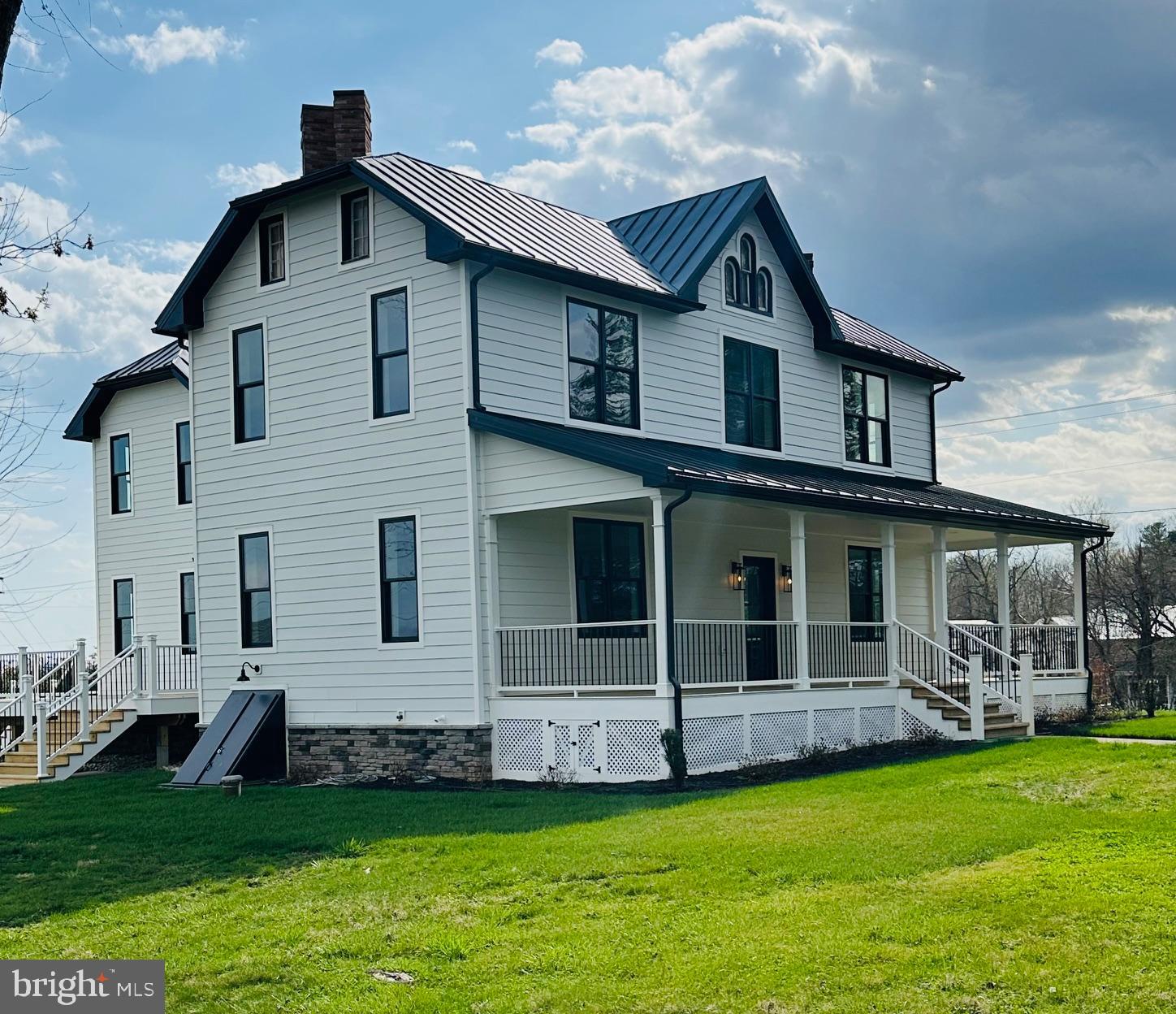 PETERSVILLE - Residential