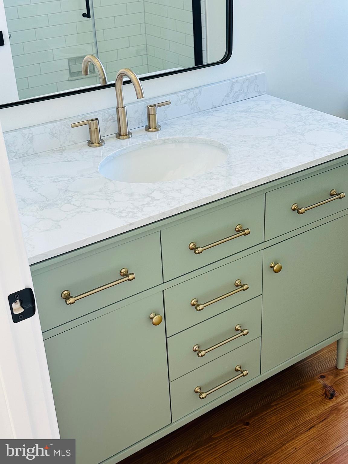 PETERSVILLE - Residential