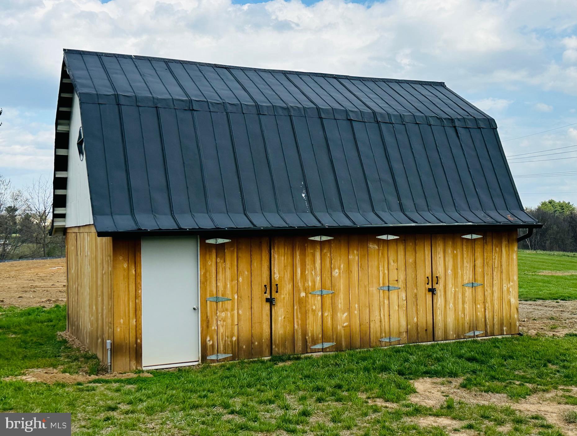 PETERSVILLE - Residential