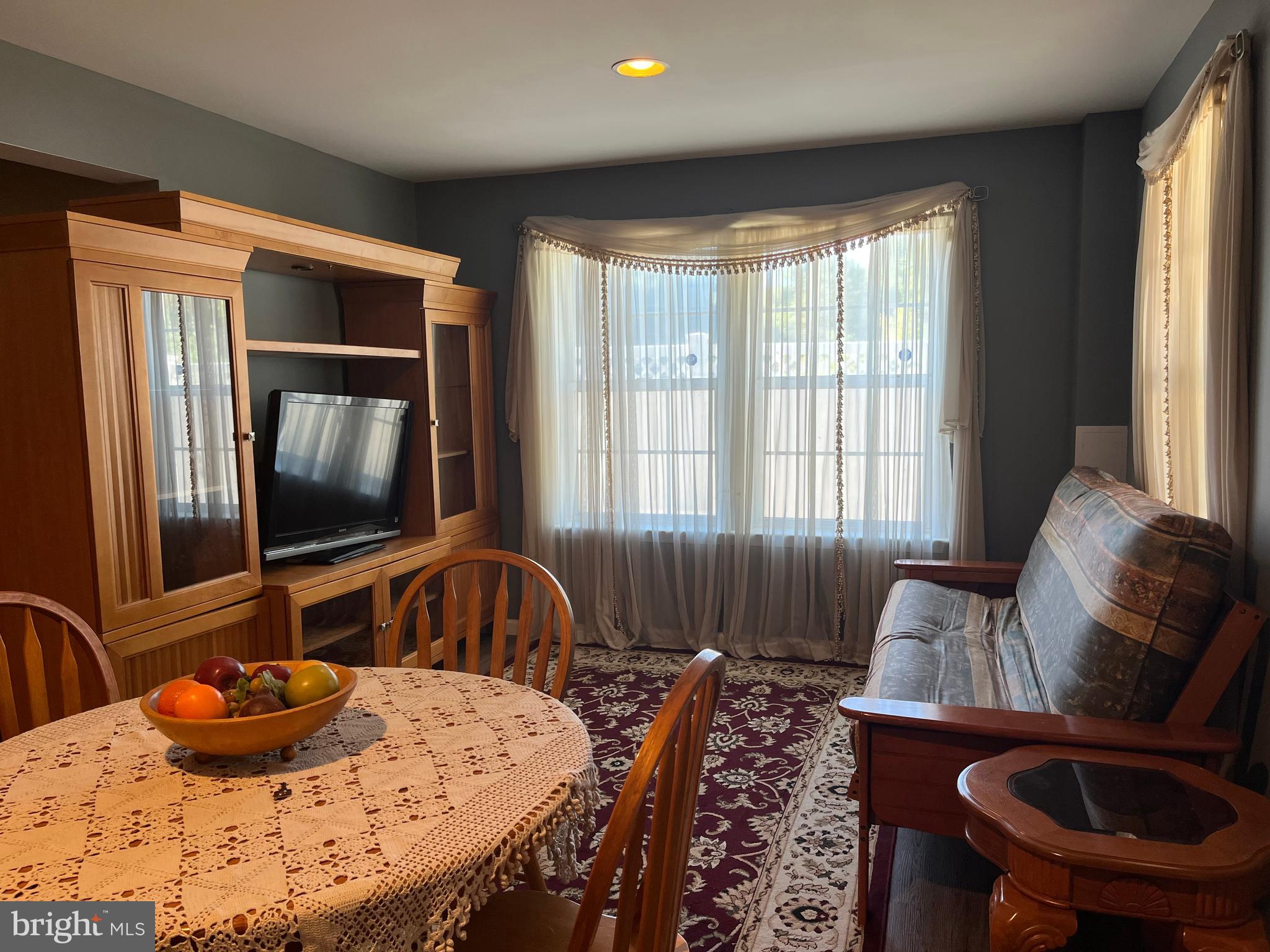 STONEBROOK VILLAGE - Residential Lease