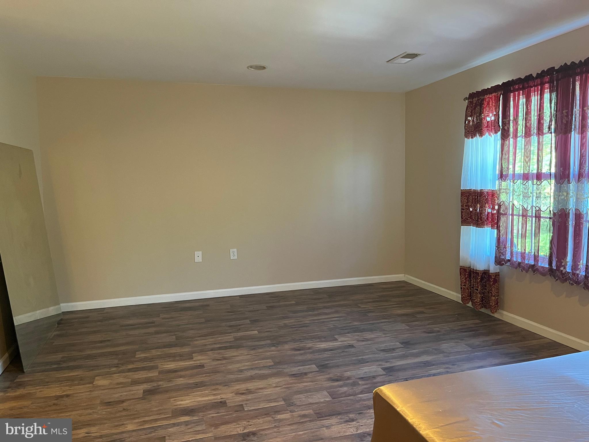 STONEBROOK VILLAGE - Residential Lease