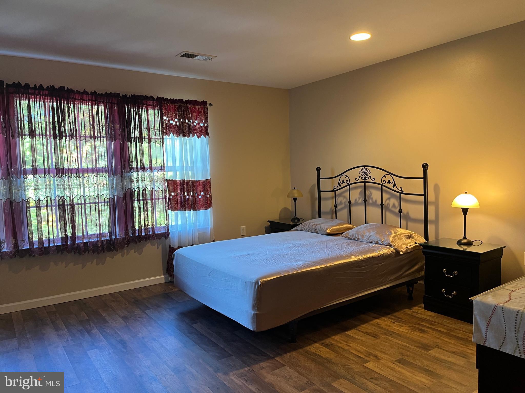 STONEBROOK VILLAGE - Residential Lease