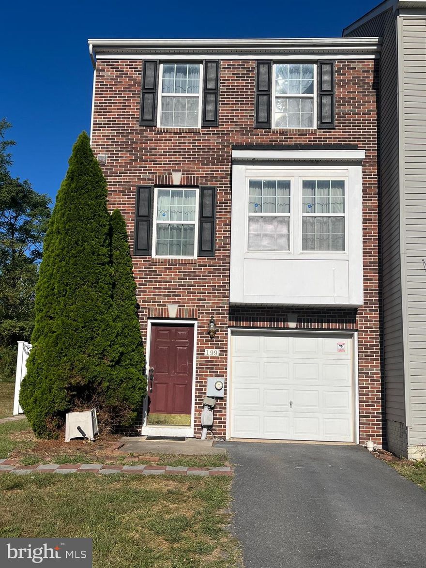 End unit Townhome in Stonebrook Villages  S/D. 3 floors FULLY furnished (optional). Full In-Law suite on the ground floor. Features Kitchen with built-in microwave, stove, dishwasher and refrigerator. stackable washer/dryer included. Bath with walk-in shower and large walk-in closet. Top 2 floors feature a washer and dryer, spacious open living area with kitchen, dining,  sunroom and Living room with 1/2 bath. Third floor has 3 bedrooms and 2 full baths. Master walk-in closet and bath with separate shower and soaking tub, double vanity. Convenient walking distance to stores, schools, ball field, play grounds, and restaurants. Driveway and  On street parking. Animals considered case by case. With deposit and pet rent.