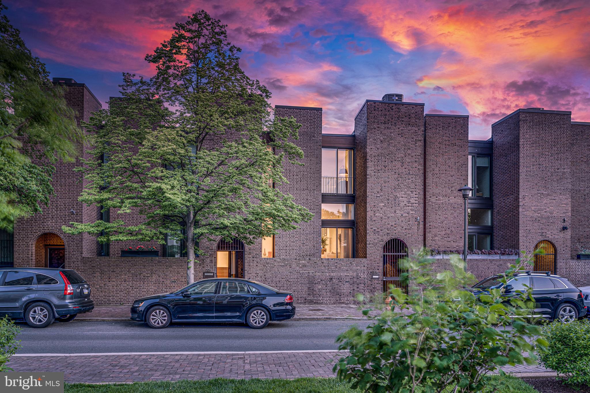 Master architect of mid-century modern design, Louis Sauer, designed this Society Hill residence with his signature understanding of modern living; featuring tall ceilings, an abundance of natural light, and includes both a terrace and private garden areas. The home has been thoughtfully renovated throughout, runs 24' wide and includes 1-car gated parking. 226 Locust generously meets the needs of any luxury urban buyer. The home has 3 bedrooms, 2.5 baths plus a large, versatile bonus room and plenty of storage. Located on a quiet tree lined street, you'll enjoy unobstructed views of private, manicured grounds. In addition, you'll find yourself just steps away from Philadelphia's most historic sites, a broad range of restaurants & commerce, the arts, mass transportation options and the city's main highway systems. And finally, Society Hill is home to the finest public and private schools.