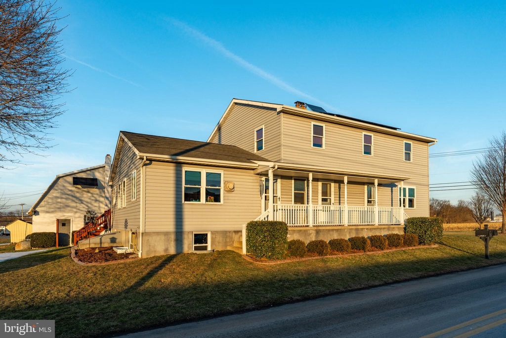 Photo of 98 Londonvale Road, GORDONVILLE, PA 17529 (MLS # PALA2068016)