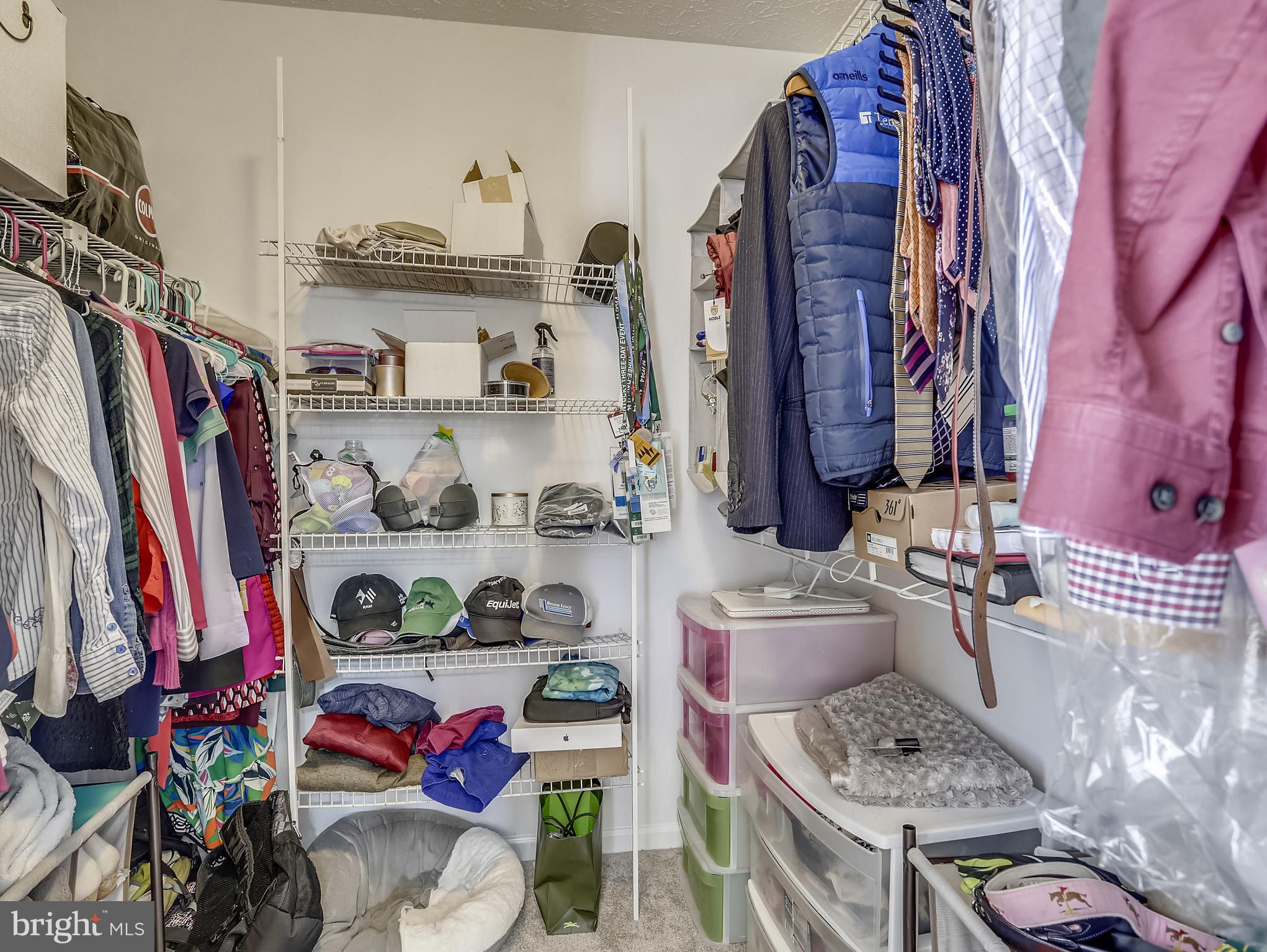 SEVERN HILLS - Residential