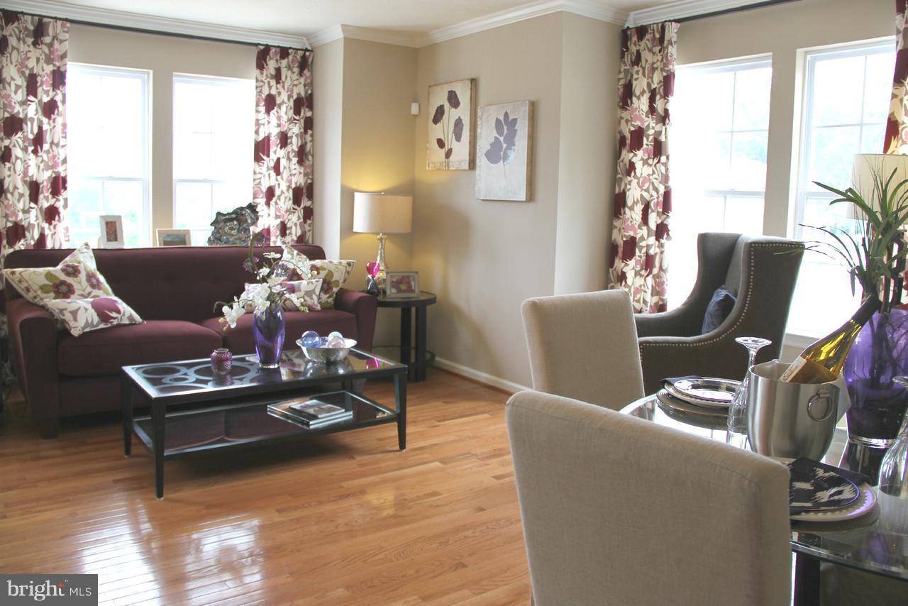 STONEBROOK VILLAGE - Residential