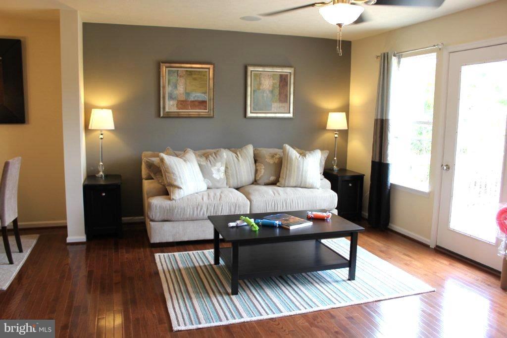 STONEBROOK VILLAGE - Residential