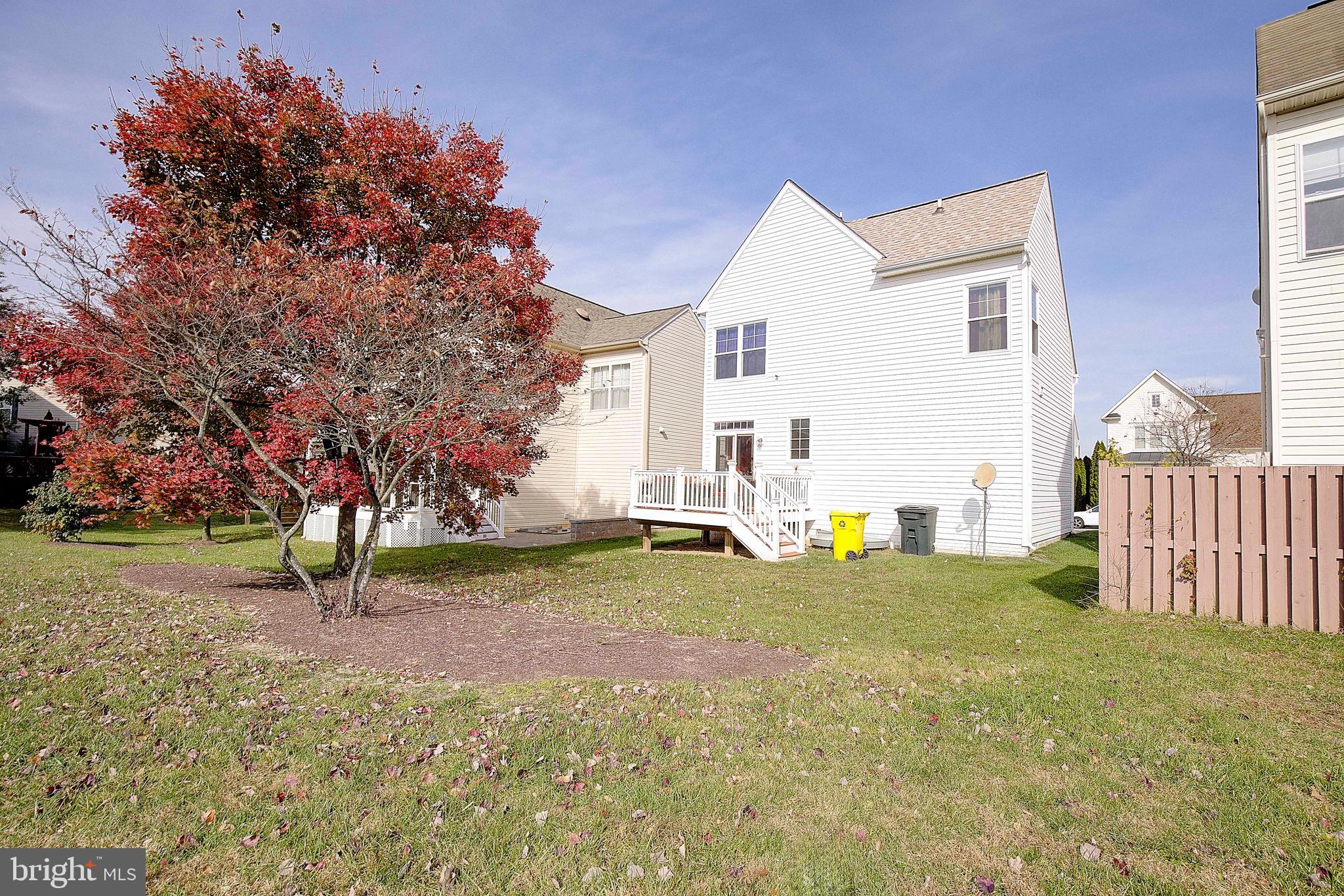 SEVEN OAKS - Residential