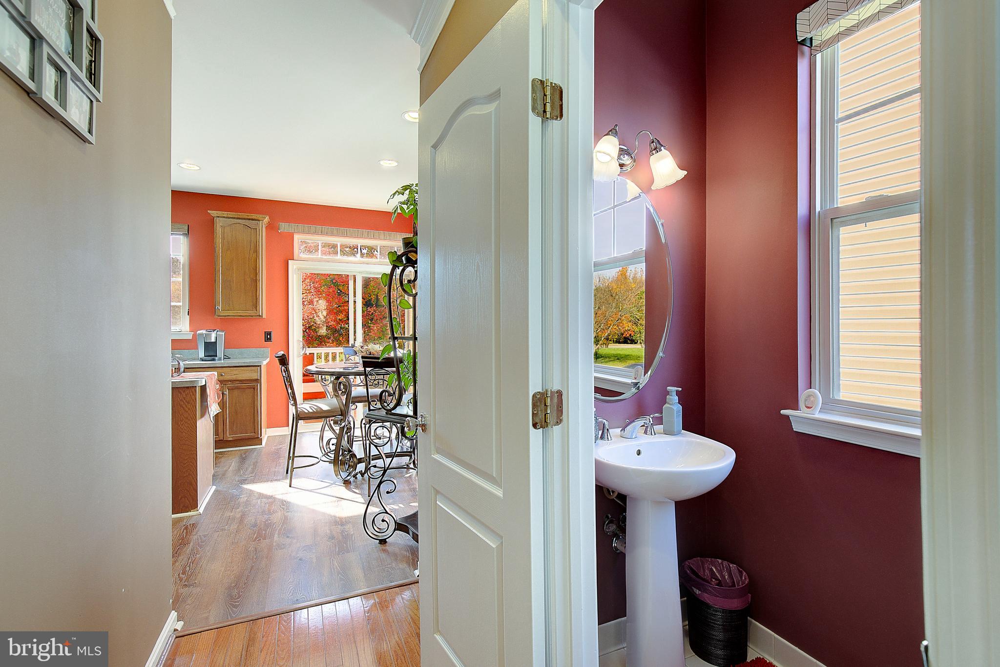 SEVEN OAKS - Residential