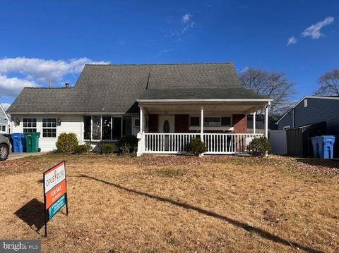 58 JOLLY LANE LEVITTOWN PA 19055