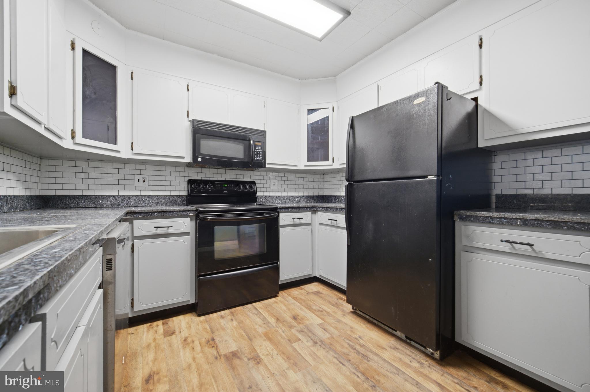 JUNEWOOD - Residential