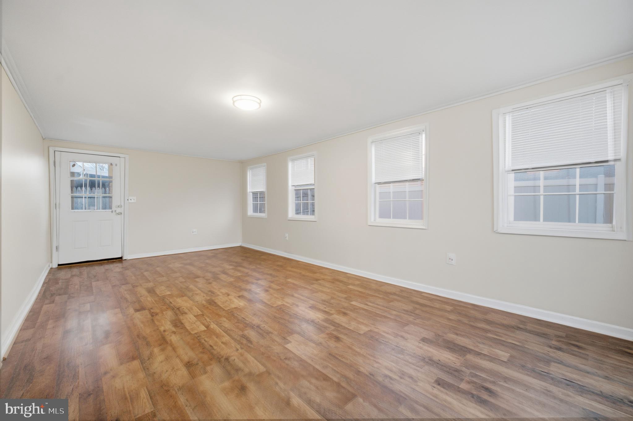 JUNEWOOD - Residential