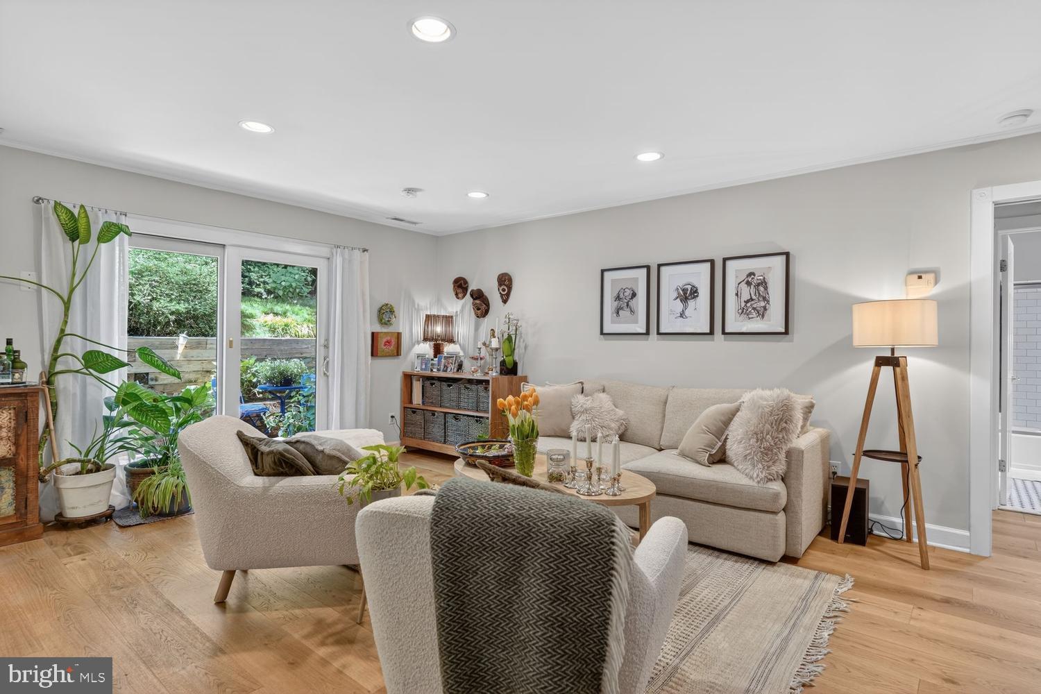 AURORA HILLS - Residential
