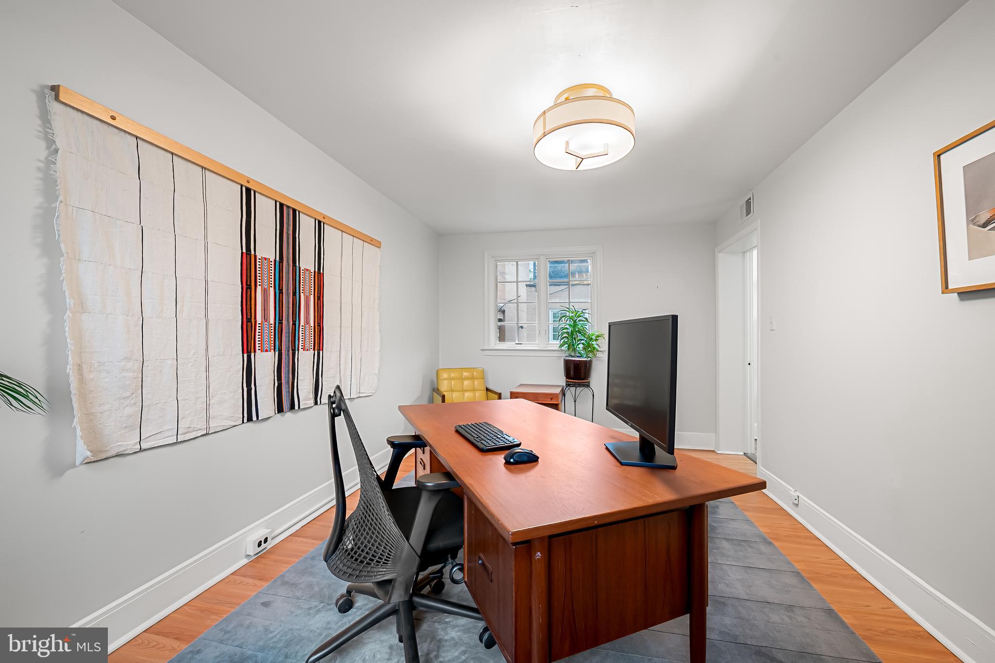 MOUNT VERNON PLACE HISTORIC DISTRICT - Commercial Sale