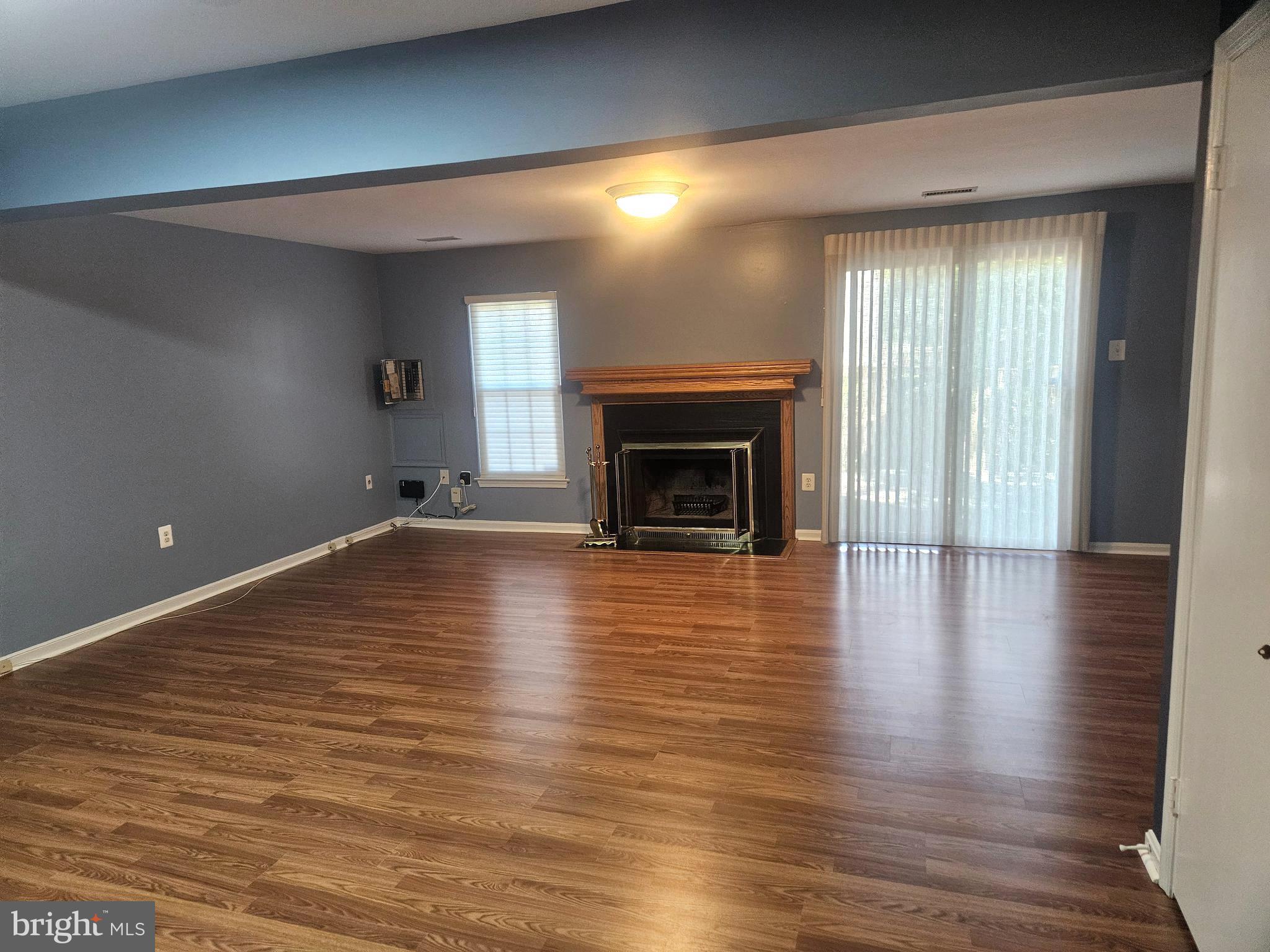 FOREST ESTATES - Residential Lease